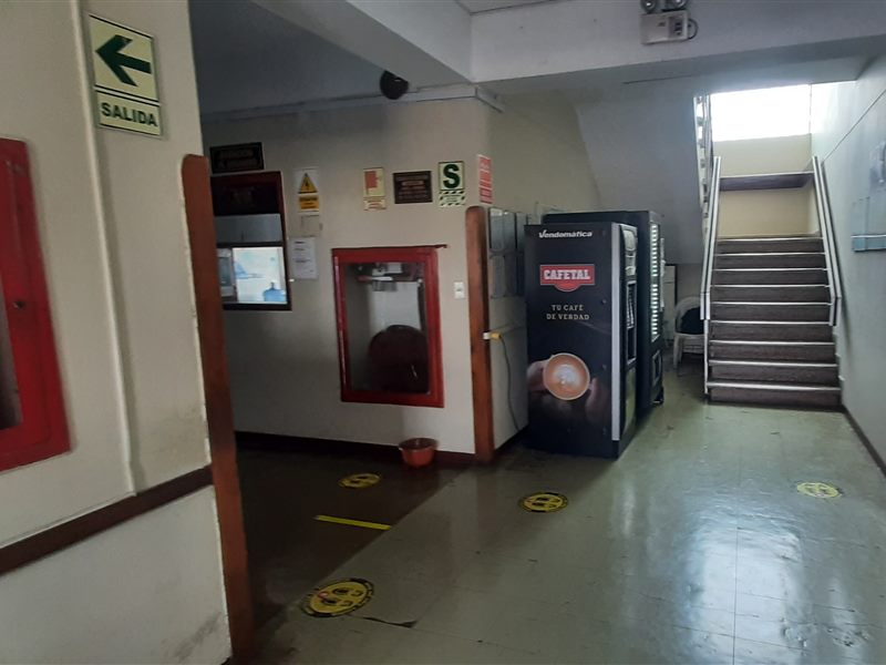 Paso 3: Avance por el pasillo